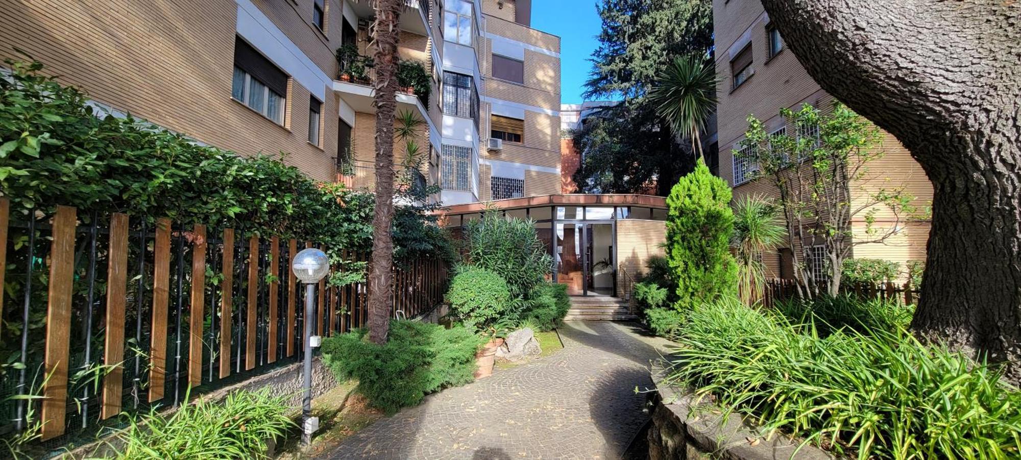 Bnb Rooms And Comfort Rzym Zewnętrze zdjęcie